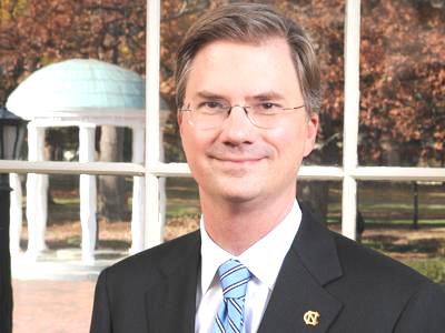 Holden Thorp is stepping down as chancellor at the University of North Carolina to take over at Washington University in St. Louis.