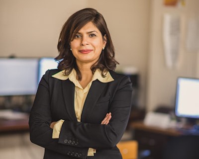 Dr. Nina Mahmoudian