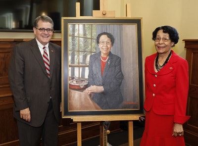Left to right: President Jere W. Morehead and Mary Frances Early
