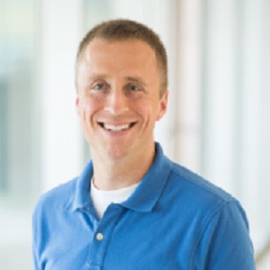 Dr. Robert Kelchen