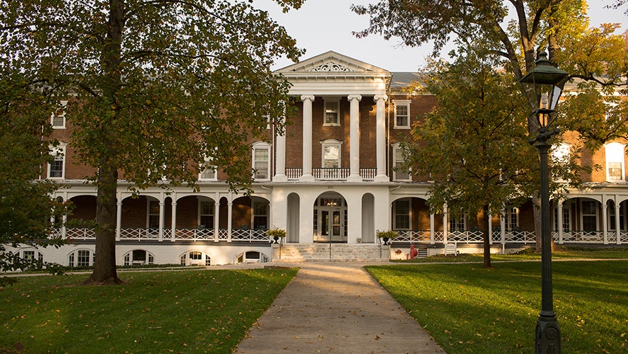Hollins University in Virginia Receives 75M, Sets Record for Largest