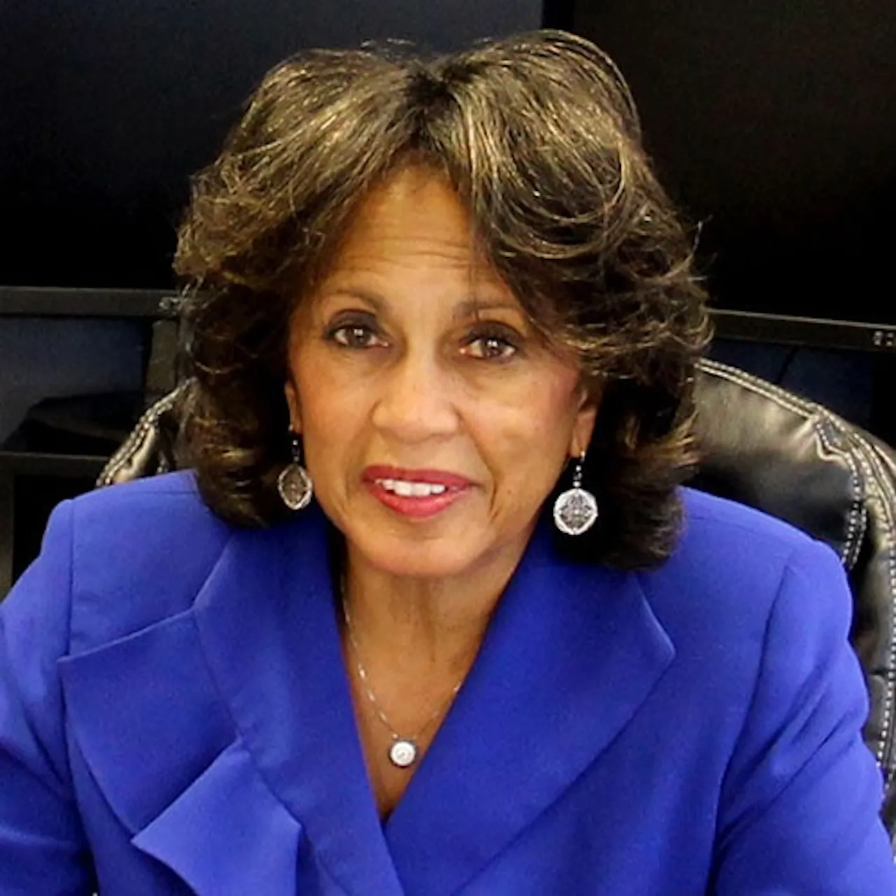 Malone Beverly Headshot