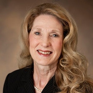 Dr Cynthia Mc Curren