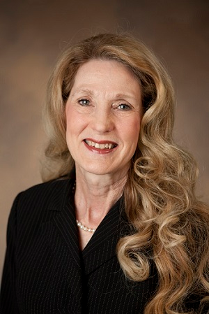 Dr Cynthia Mc Curren