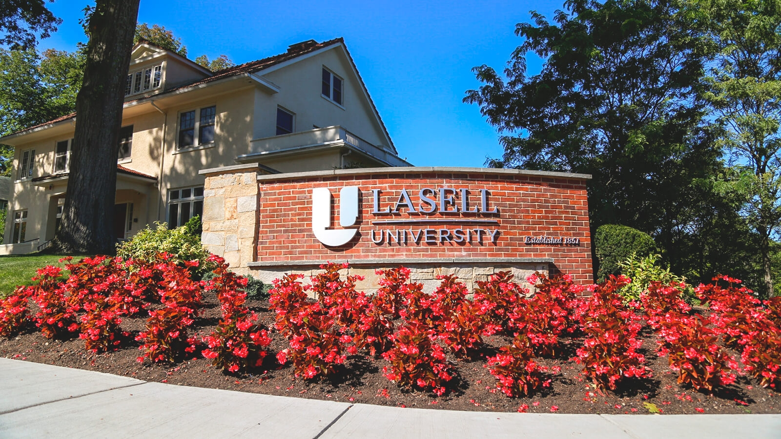 Lasell University To Cut Tuition, Room, And Board Costs By 33% ...