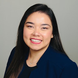 Dr Mary Dueñas