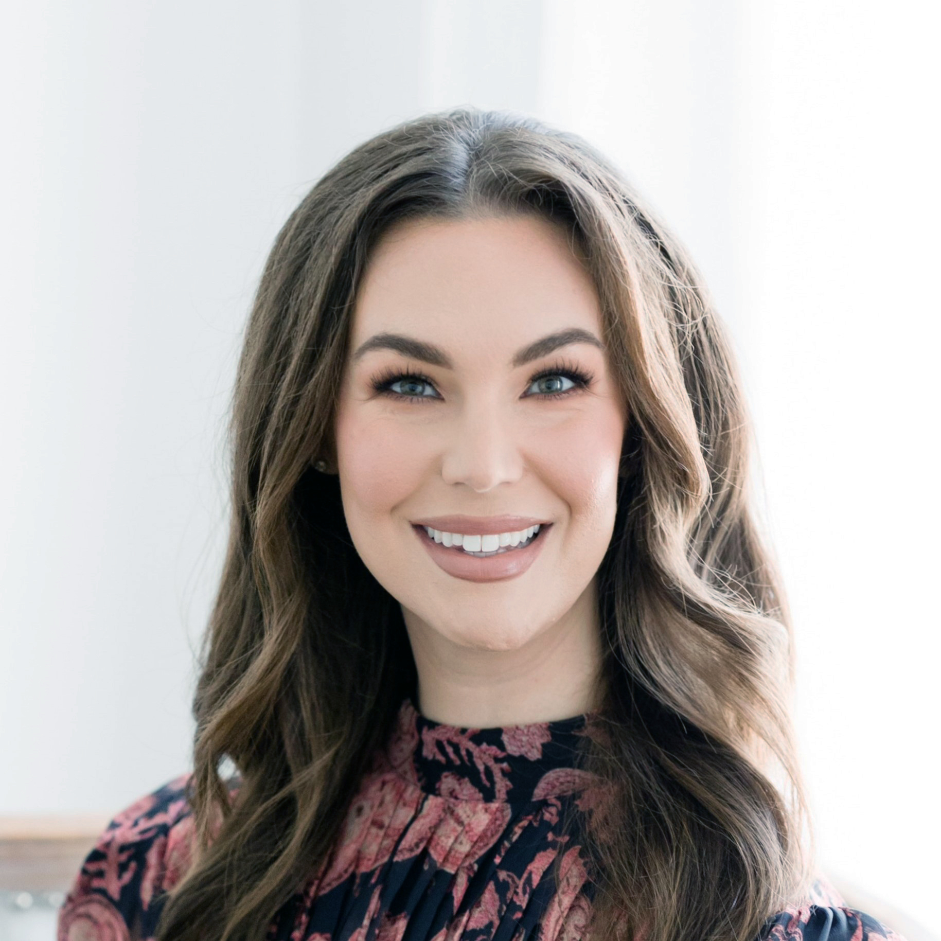 Dr Lauren Lassabe Shepherd