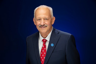 Dr. Tomas D Moráles
